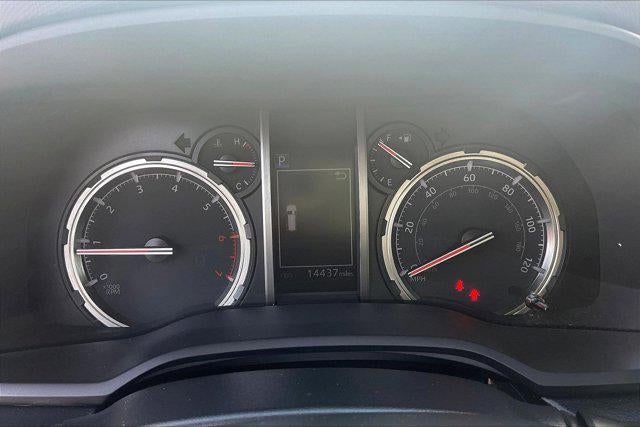 2023 Toyota 4RUNNER TRD Off Road