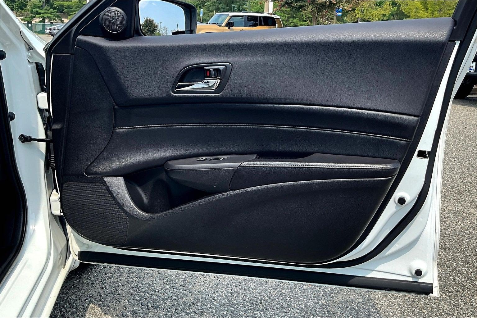2014 Acura ILX 4dr Sdn 2.0L