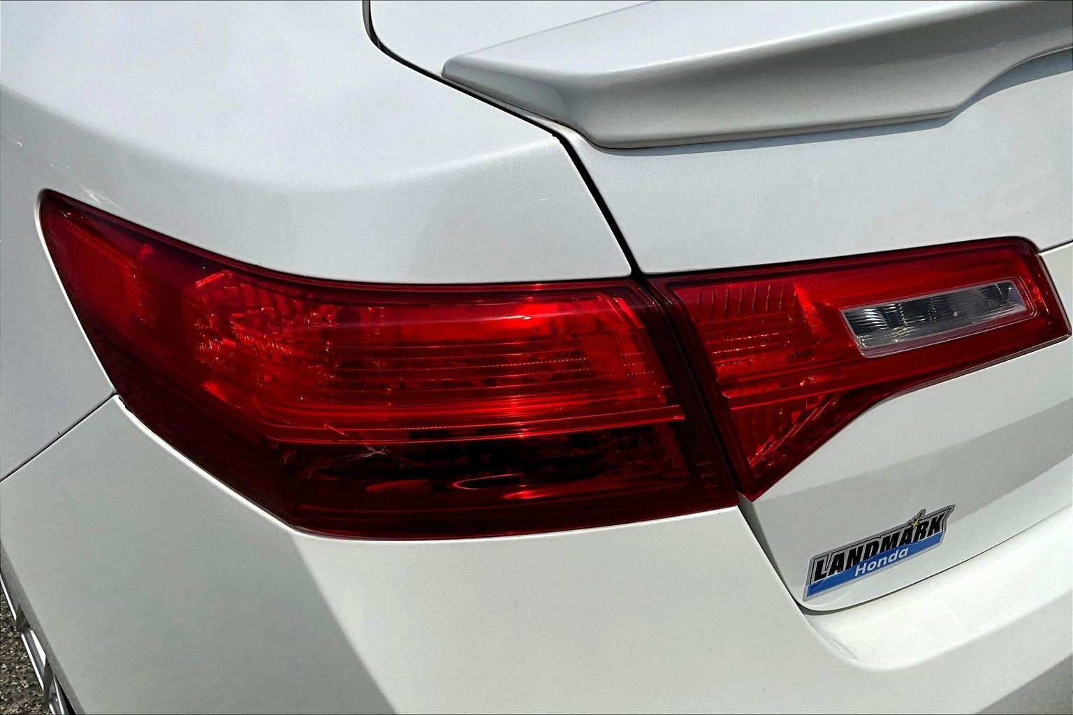 2014 Acura ILX 4dr Sdn 2.0L