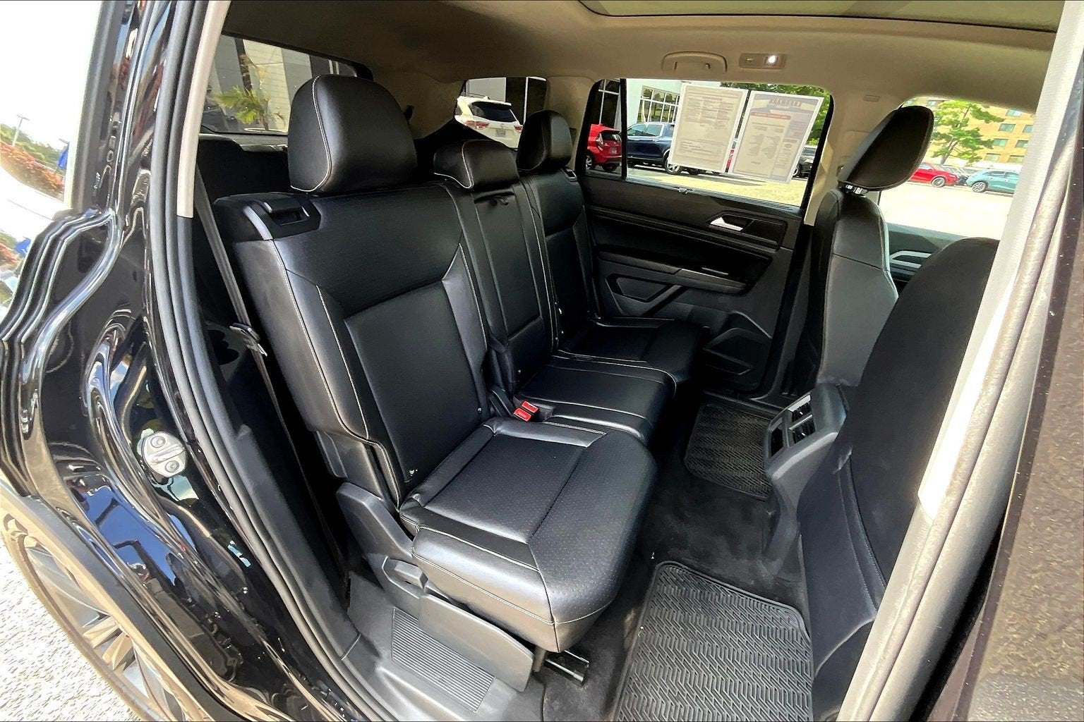 2021 Volkswagen Atlas 3.6L V6 SE w/Technology R-Line
