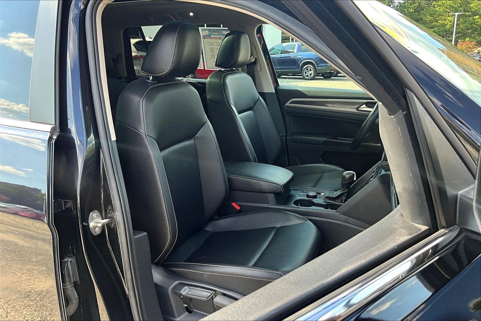 2021 Volkswagen Atlas 3.6L V6 SE w/Technology R-Line