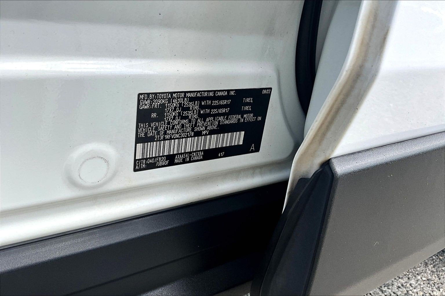 2022 Toyota RAV4 LE