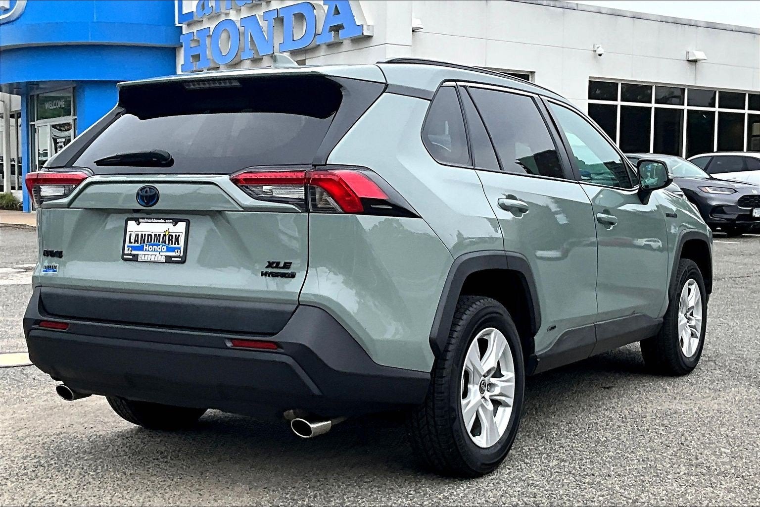 2021 Toyota RAV4 Hybrid XLE