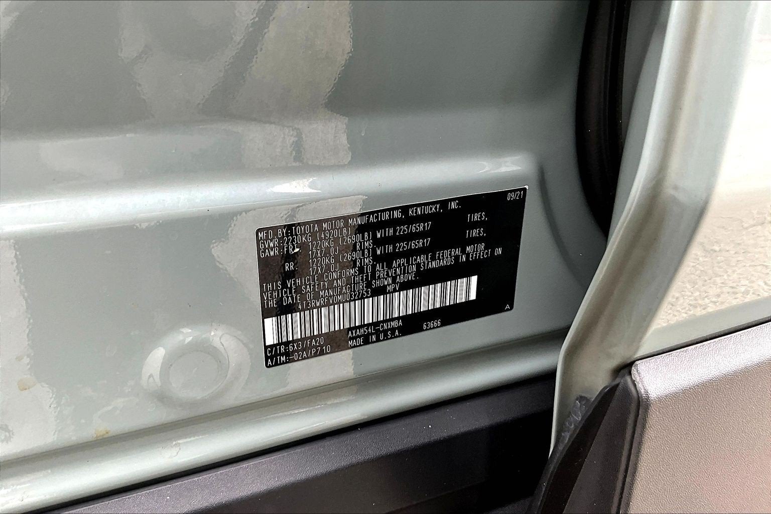 2021 Toyota RAV4 Hybrid XLE