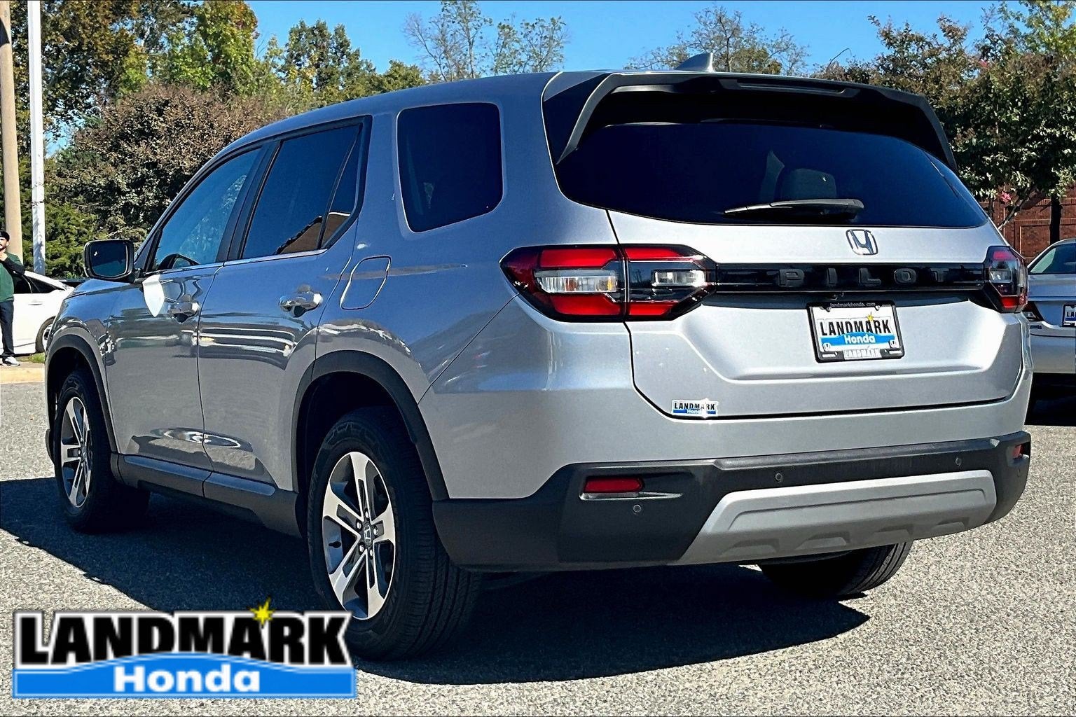 2023 Honda Pilot EX-L 8 Passenger