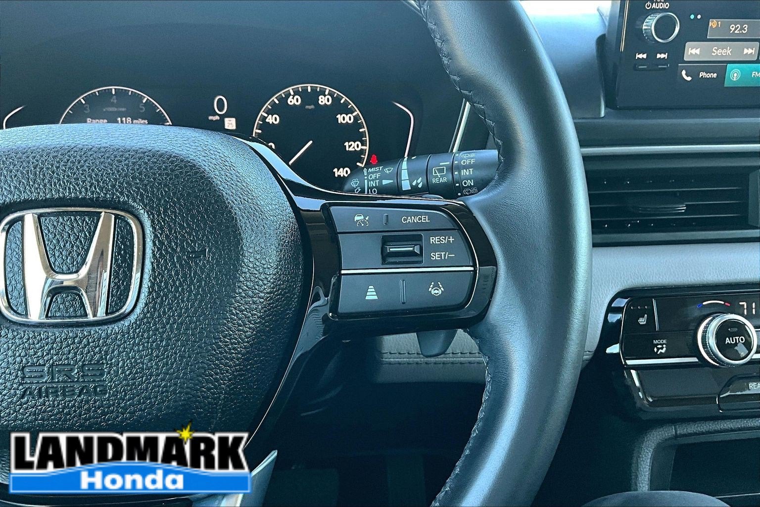 2023 Honda Pilot EX-L 8 Passenger