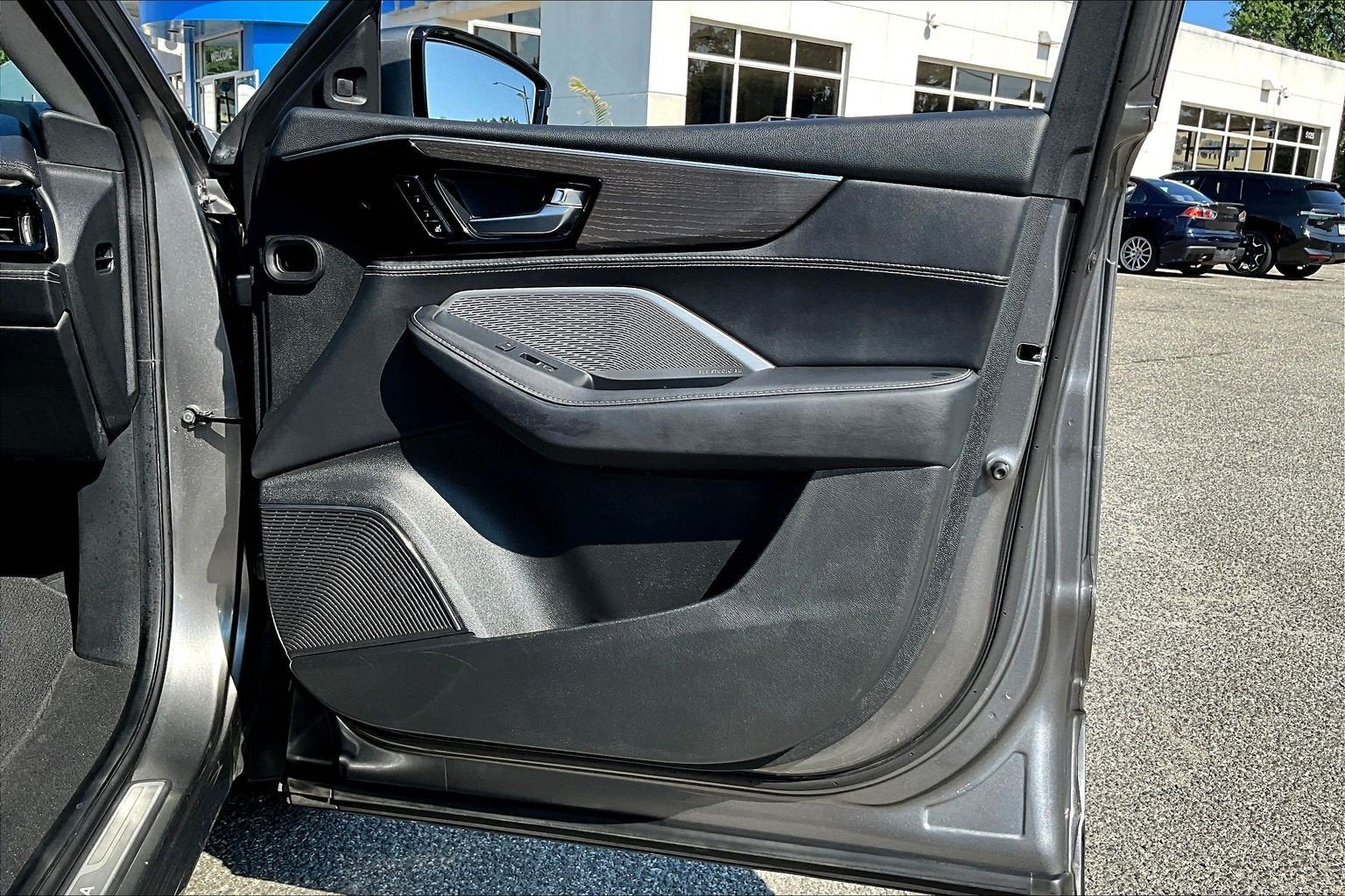 2024 Acura MDX w/Advance Package