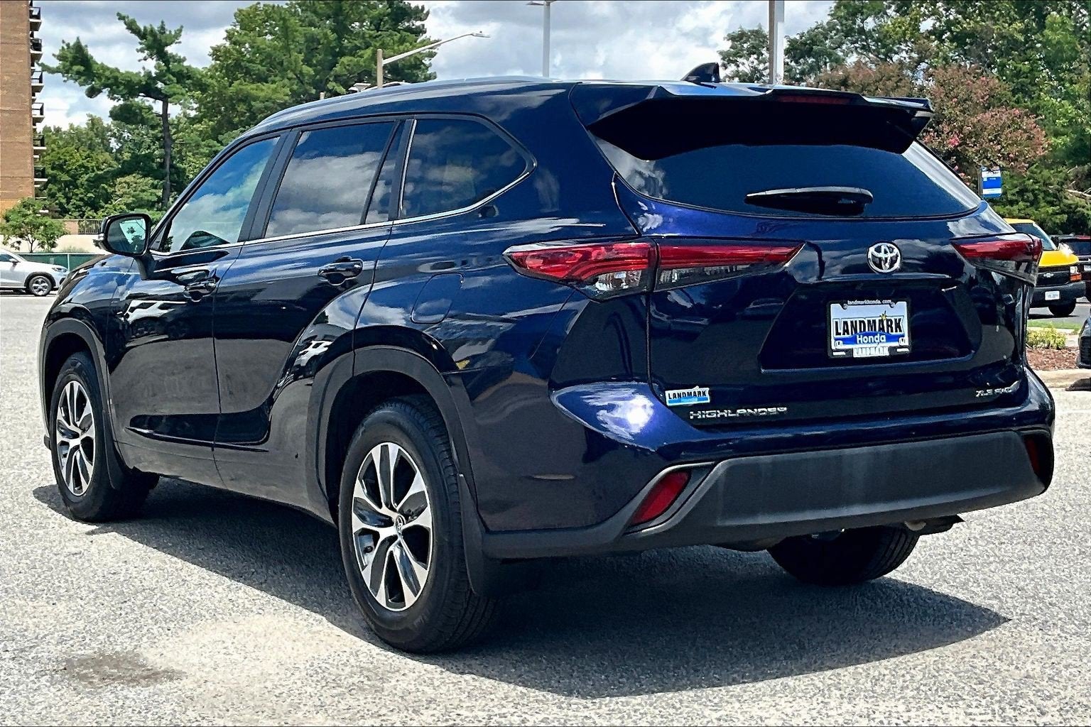 2023 Toyota Highlander XLE