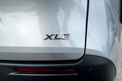 2025 Toyota Sienna XLE