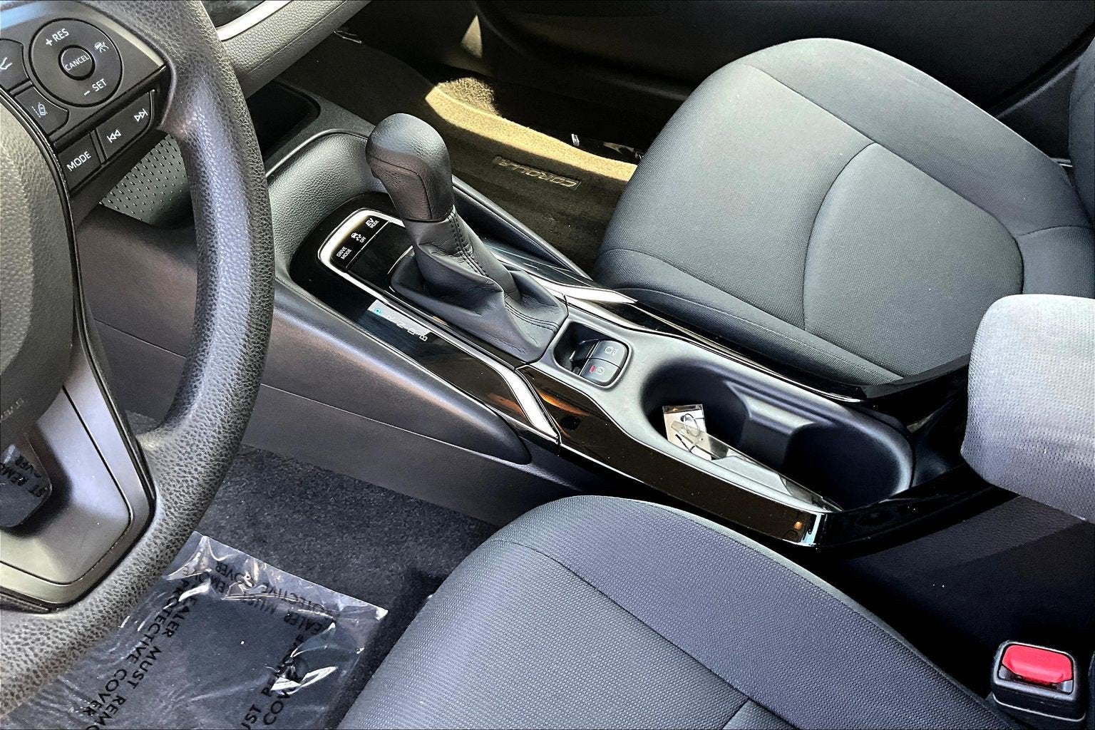 2022 Toyota Corolla Hybrid LE