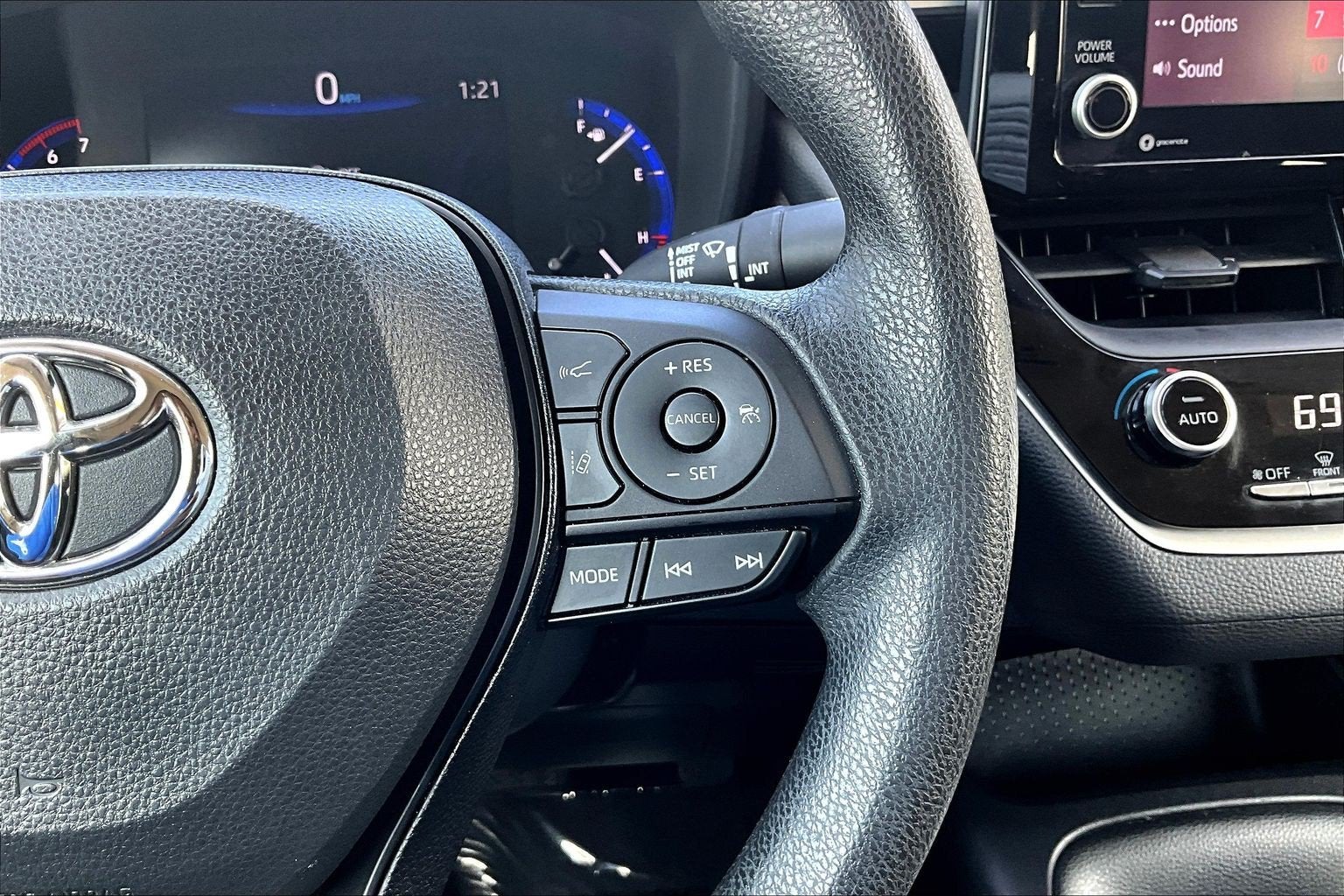 2022 Toyota Corolla Hybrid LE