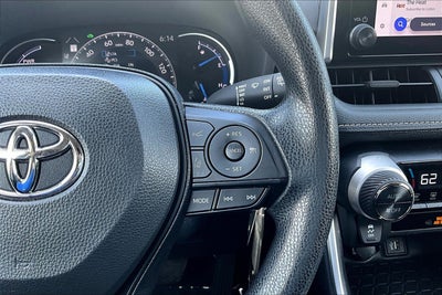 2025 Toyota RAV4 Hybrid LE