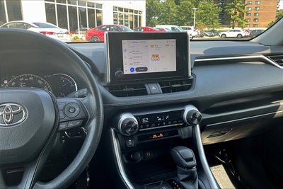 2025 Toyota RAV4 Hybrid LE