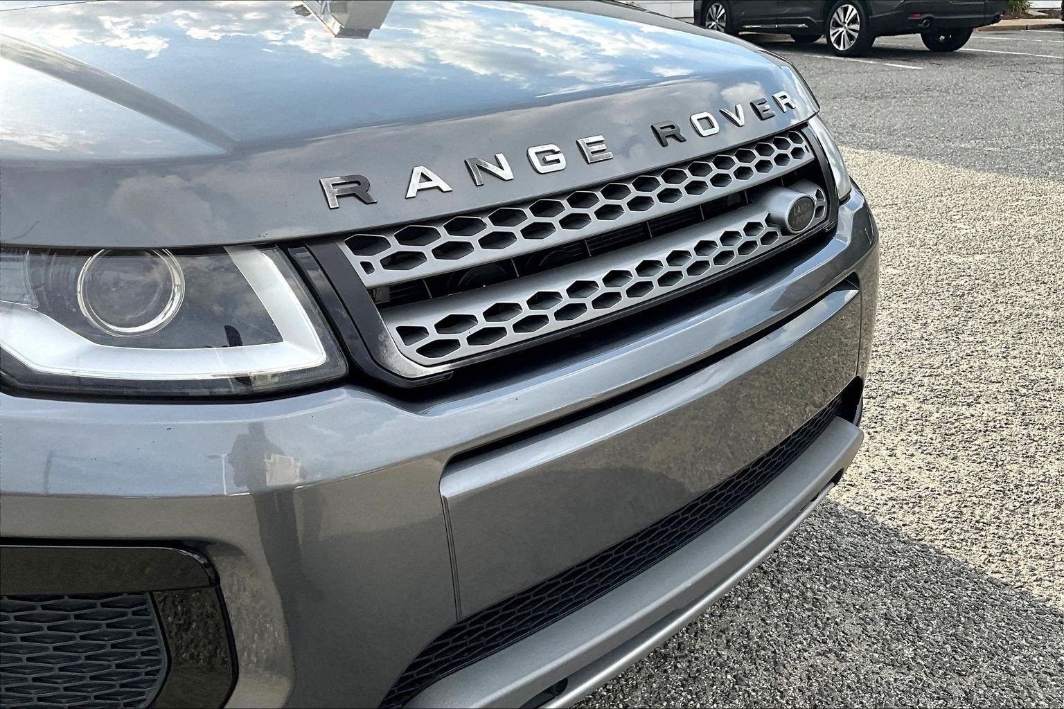 2019 Land Rover Range Rover Evoque SE