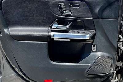 2023 Mercedes-Benz GLB GLB 250