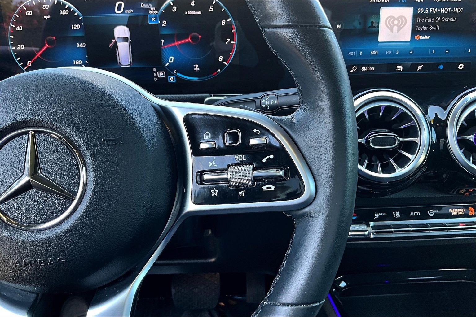 2023 Mercedes-Benz GLB GLB 250