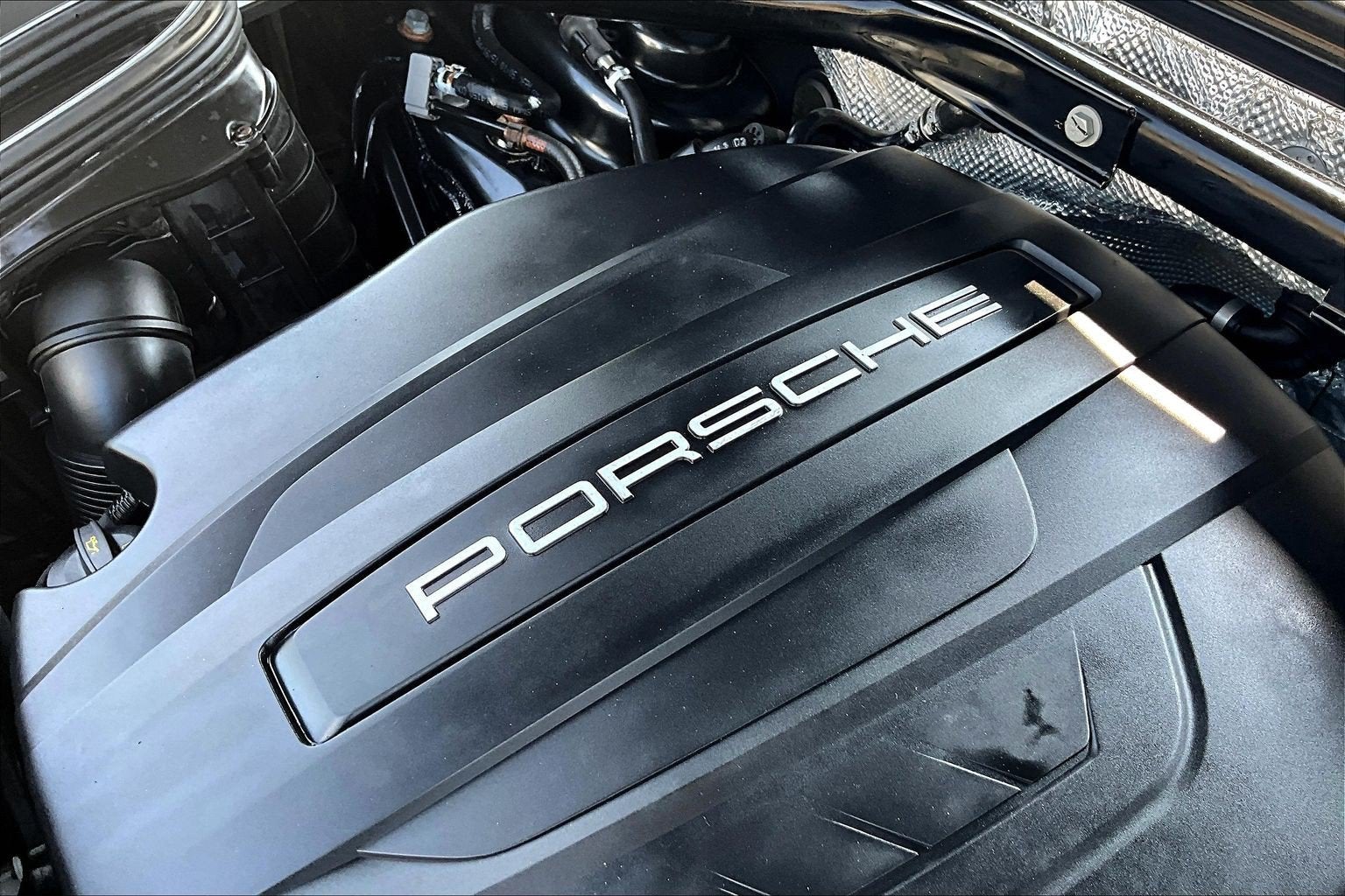 2017 Porsche Macan AWD