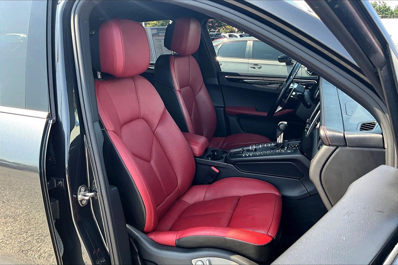 2017 Porsche Macan AWD