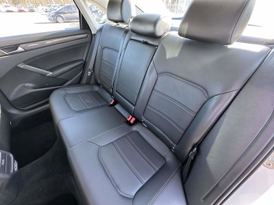 2020 Volkswagen Passat 2.0T R-Line