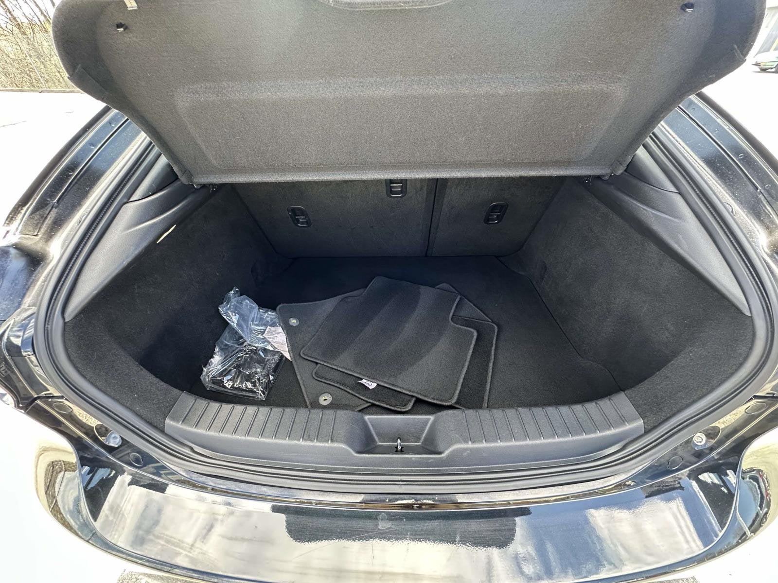 2024 Mazda Mazda3 Hatchback 2.5 S Select Sport