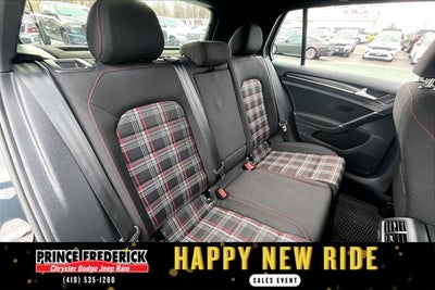 2017 Volkswagen Golf GTI Sport