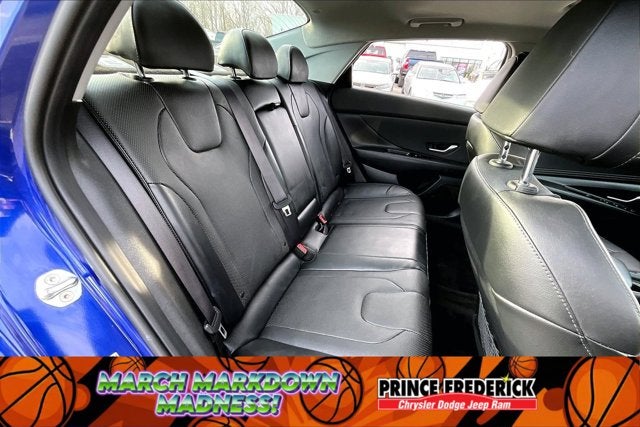 2022 Hyundai Elantra Limited