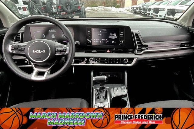 2023 Kia Sportage LX