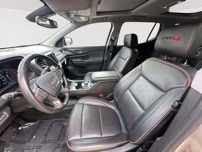 2022 GMC Acadia AT4