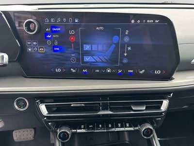 2024 Chevrolet Traverse AWD LS