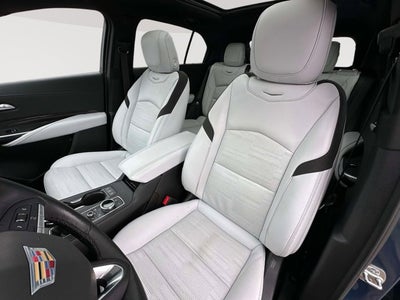 2025 Cadillac XT4 AWD Sport