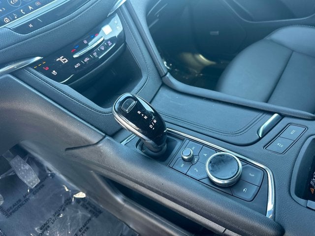 2022 Cadillac XT5 AWD Premium Luxury