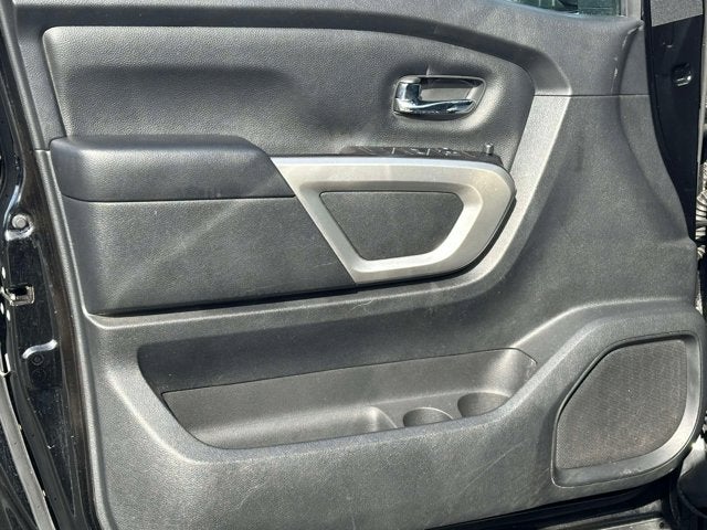 2020 Nissan Titan SV