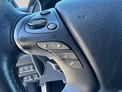 2017 INFINITI Q70 3.7