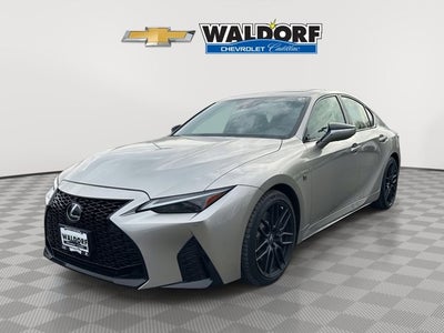 2023 Lexus IS 