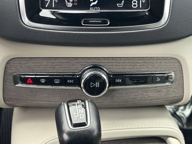 2021 Volvo XC90 Inscription