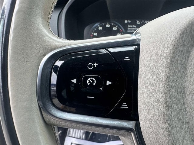 2021 Volvo XC90 Inscription