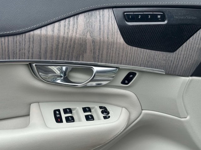 2021 Volvo XC90 Inscription