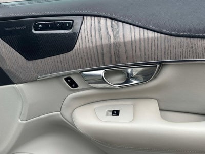 2021 Volvo XC90 Inscription