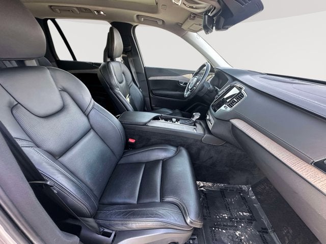 2021 Volvo XC90 Inscription