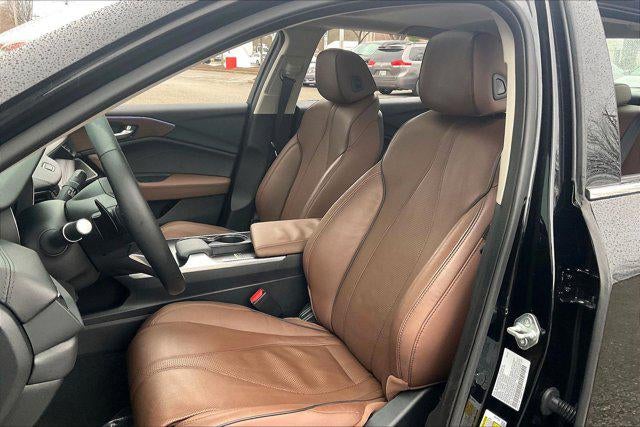 2023 Acura TLX w/Advance Package