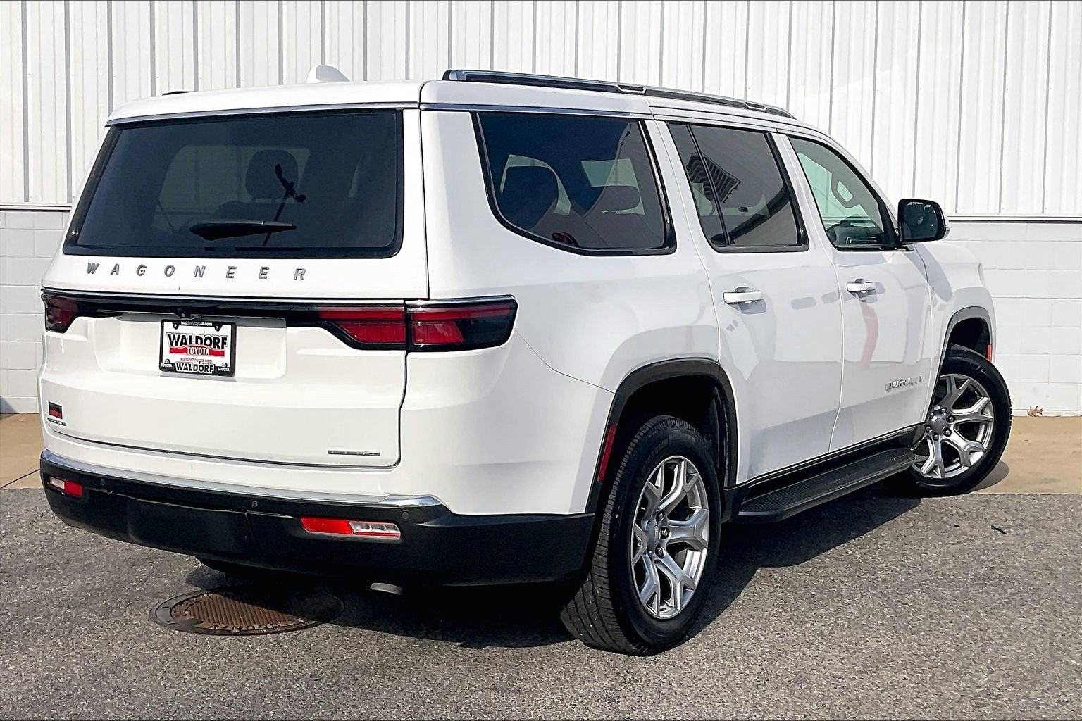 2022 Jeep Wagoneer Series II