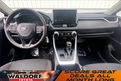 2025 Toyota RAV4 LE