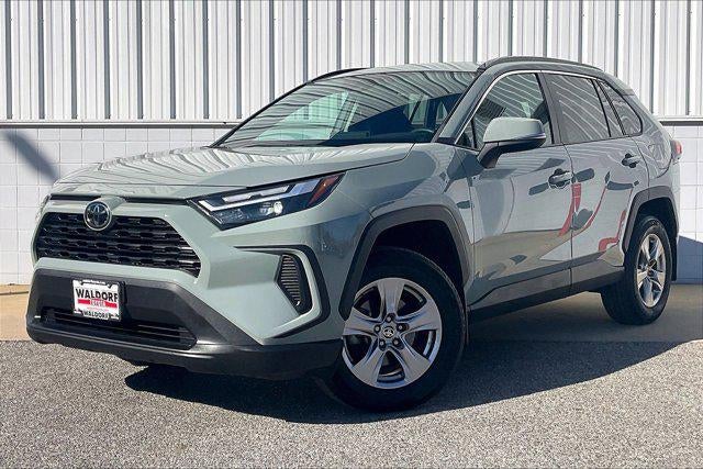 2022 Toyota RAV4 XLE