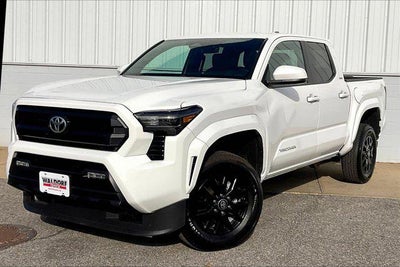 2025 Toyota Tacoma 2WD SR5
