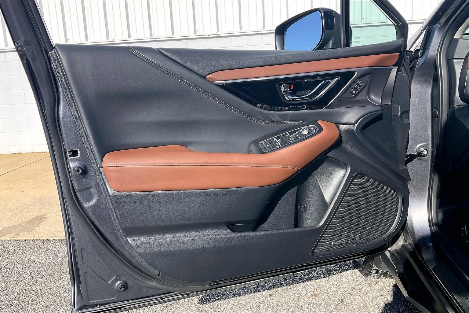 2022 Subaru Outback Touring XT