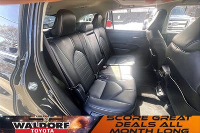 2021 Toyota Highlander Hybrid XLE