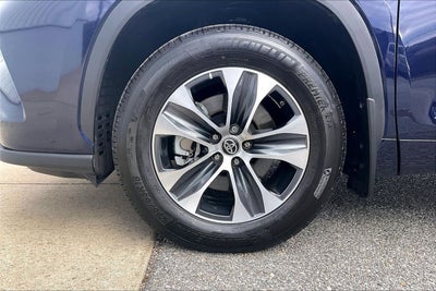 2025 Toyota Highlander XLE