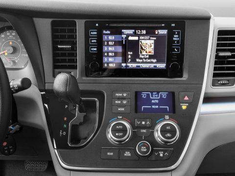 2017 Toyota Sienna LE