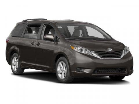 2017 Toyota Sienna LE