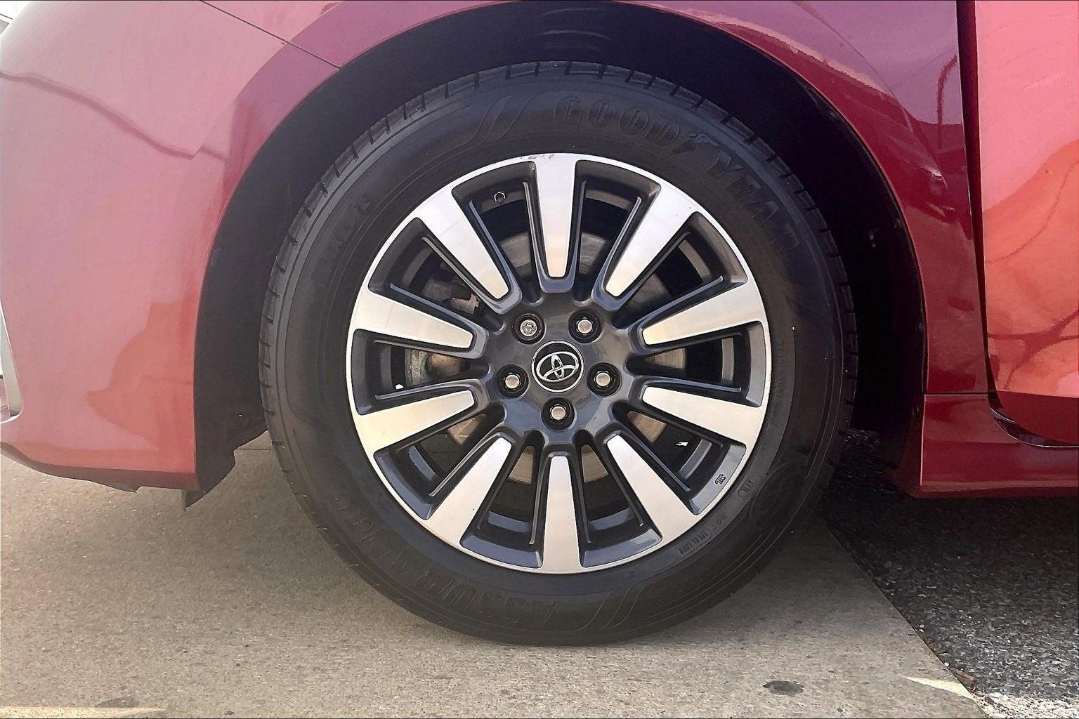 2019 Toyota Sienna Limited Premium